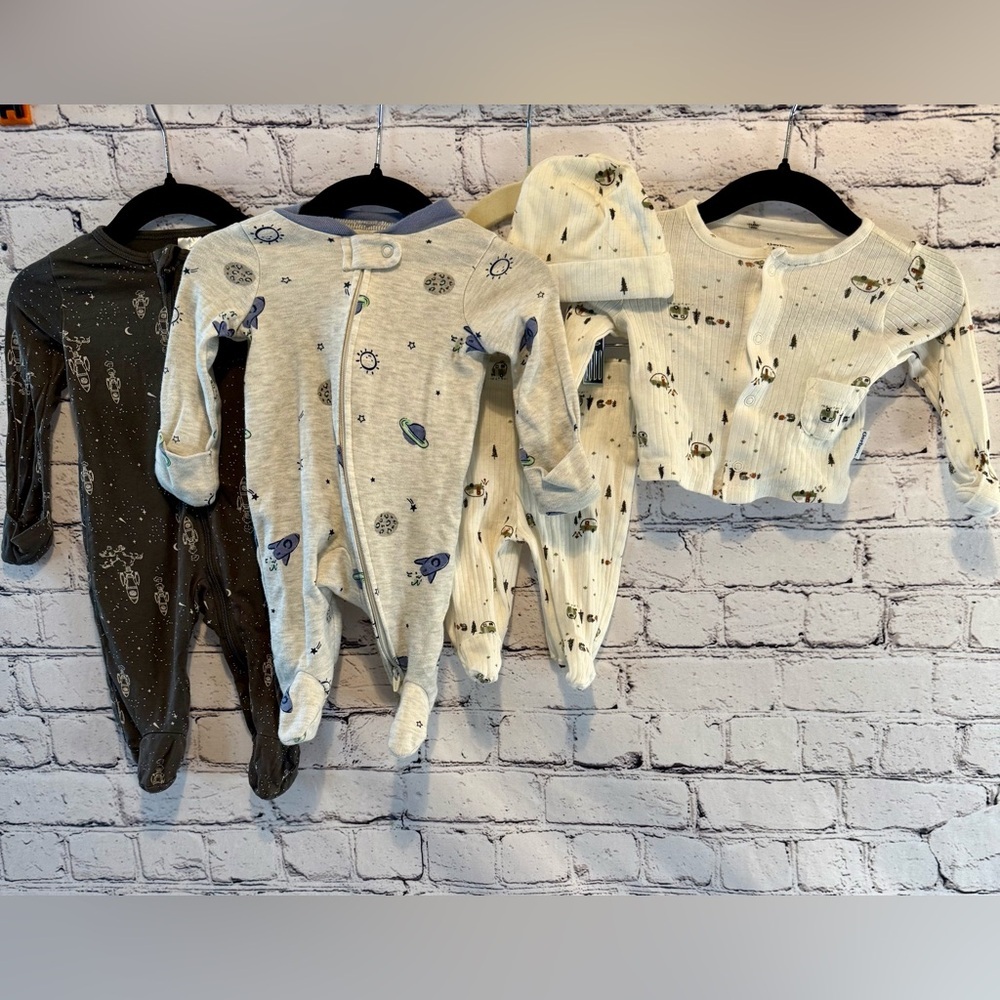 Bundle of 3 newborn outfits Carters and Gerber.